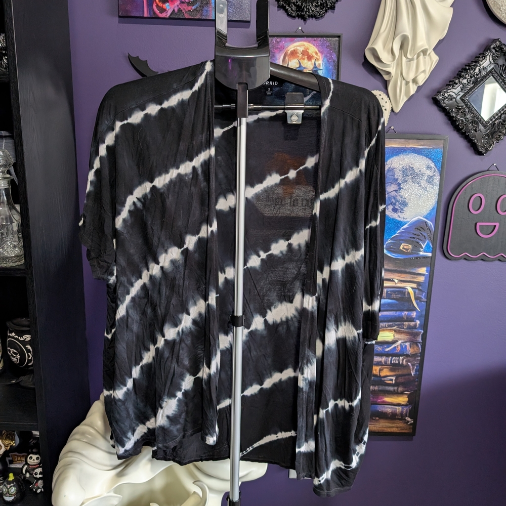 Torrid Black and White Open Cardigan